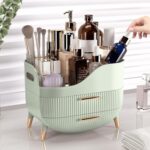 Sage Green Makeup - Hình 4